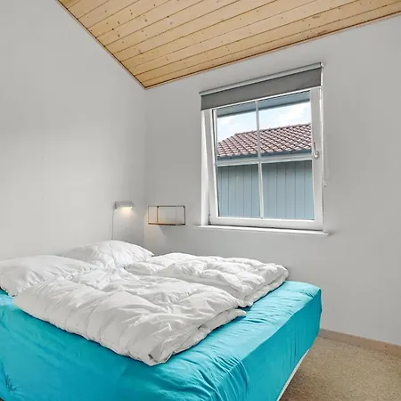 Beautiful In With Kitchen *