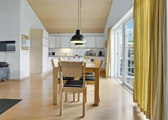 Ferienhaus Beautiful In With Kitchen Gråsten